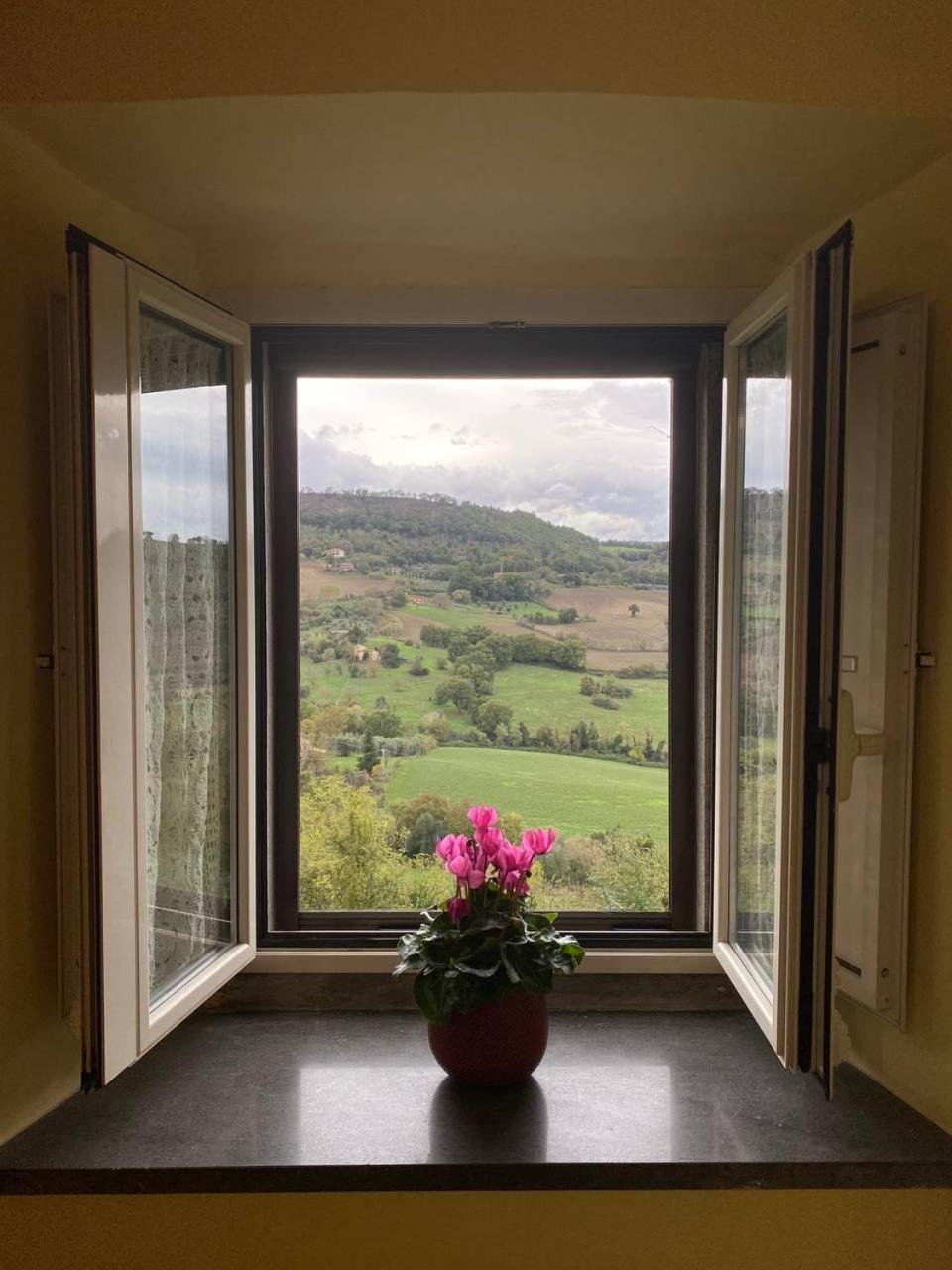 Casa Vacanze Il Geranio Celleno Exteriör bild